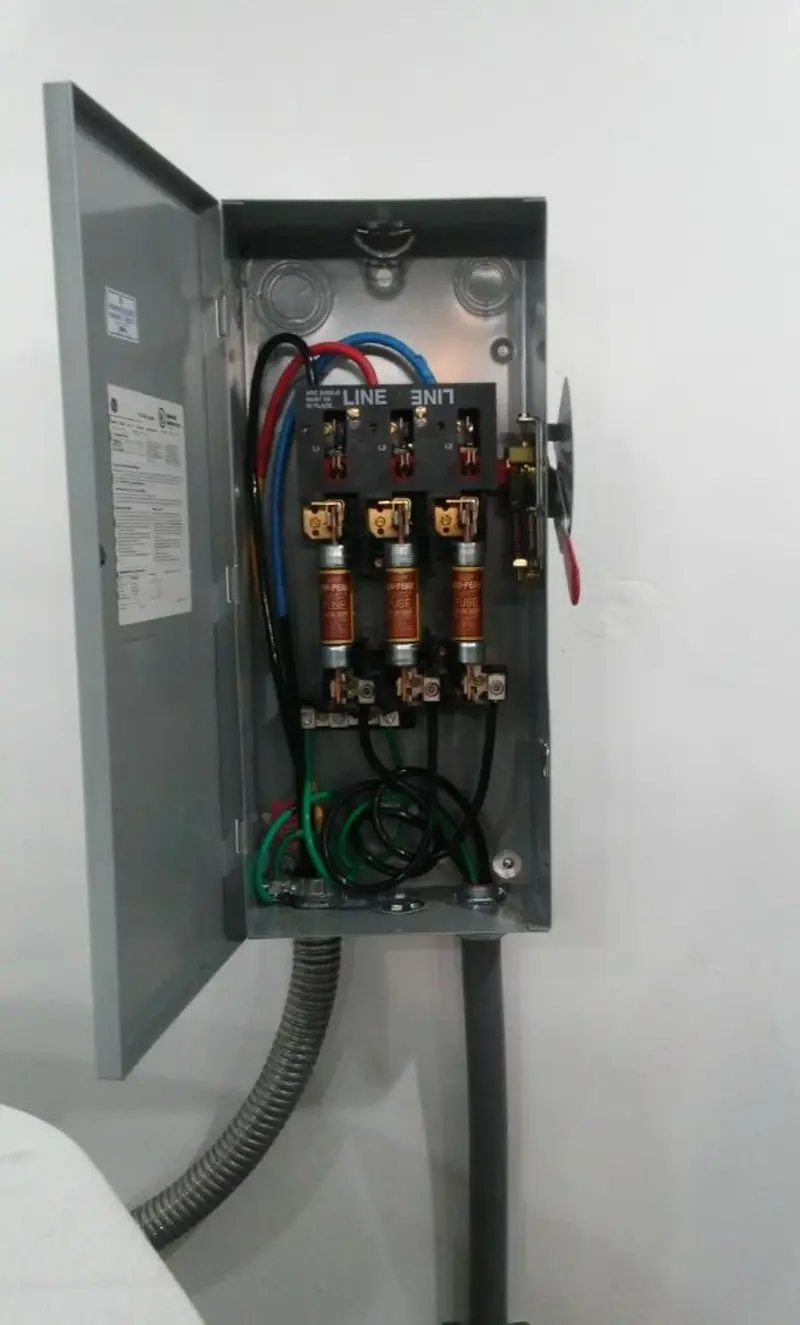 Three-phase disconnect switch installed for Electrical Wiring & Rewiring in Paulsboro